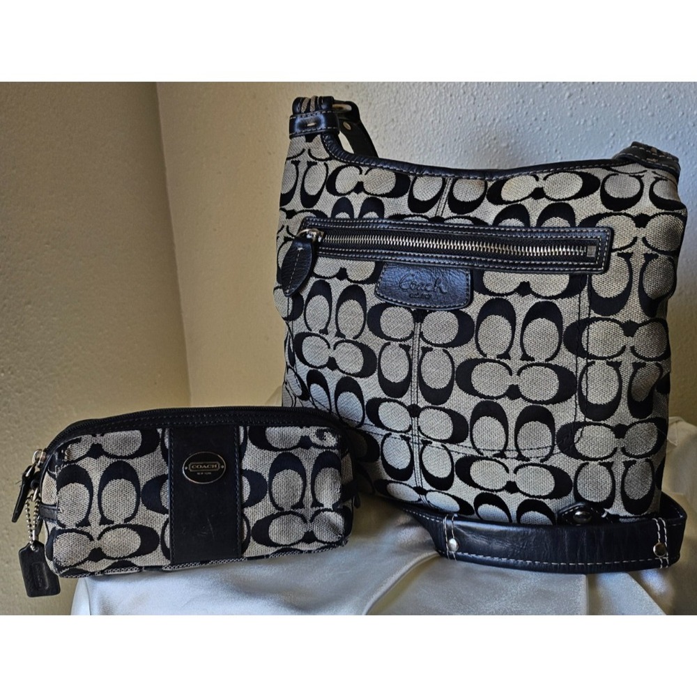RARE‎ Coach Signature C Crossbody Bag F14689 Black Grey + Bonus Cosmetic Pouch